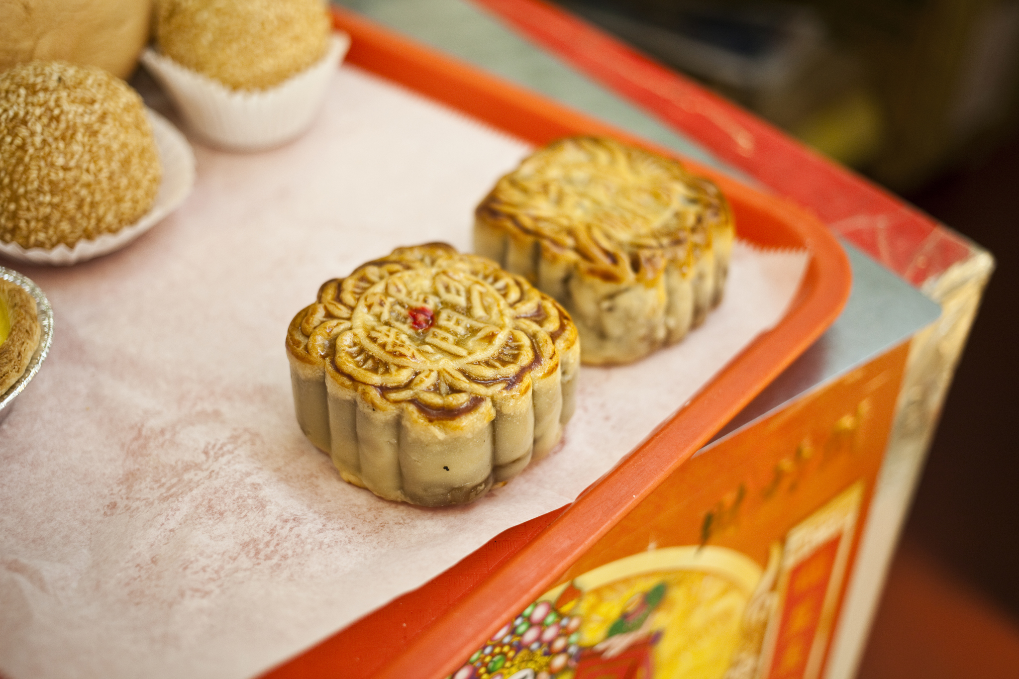 Chinese Bakery Delights： Popular Pastries, Cakes, and Snacks You’ll Love