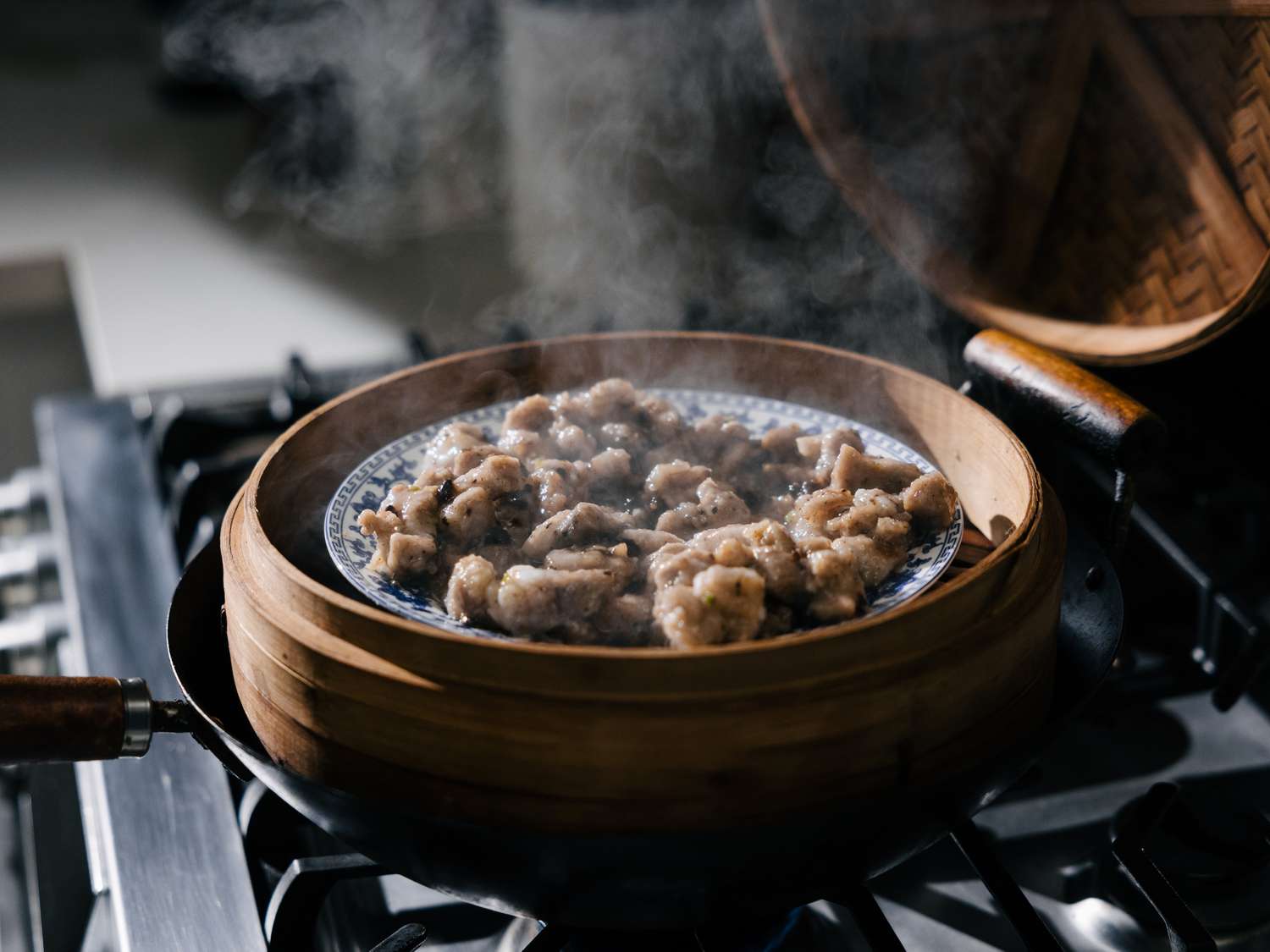 Perfect. Authentic Dim Sum Steamer Guide： Perfect Your Steaming Skills at Home