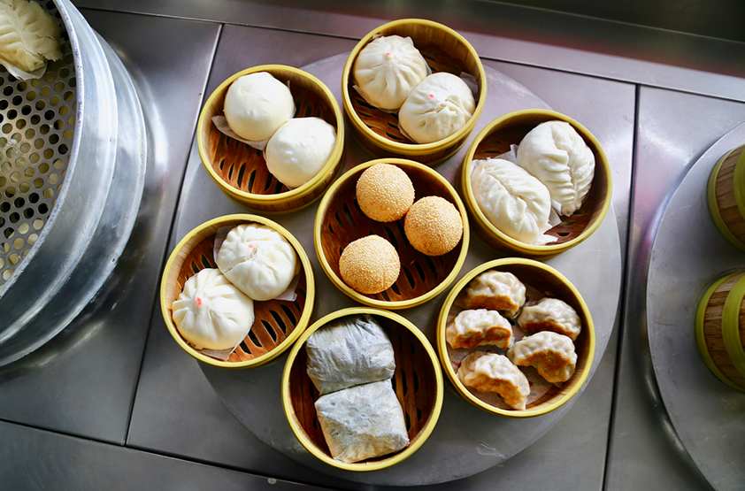 Discover Broadway Dim Sum Cafe: Authentic Chinese Dishes & Flavorful Dim Sum