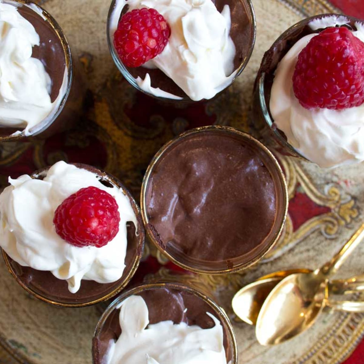 Quick & Easy Healthy Desserts for Any Occasion: No-Bake and Low-Sugar Options