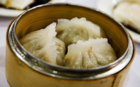 What Makes Dim Sum Flour Unique: A Guide to the Best Flour Types