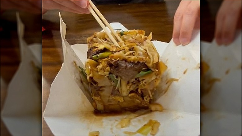 Discover the Secret to Turning Your Chinese Takeout Box Into a Plate