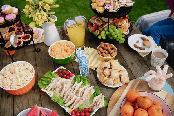 Ultimate Guide to Pool Party Food: Easy and Refreshing Ideas