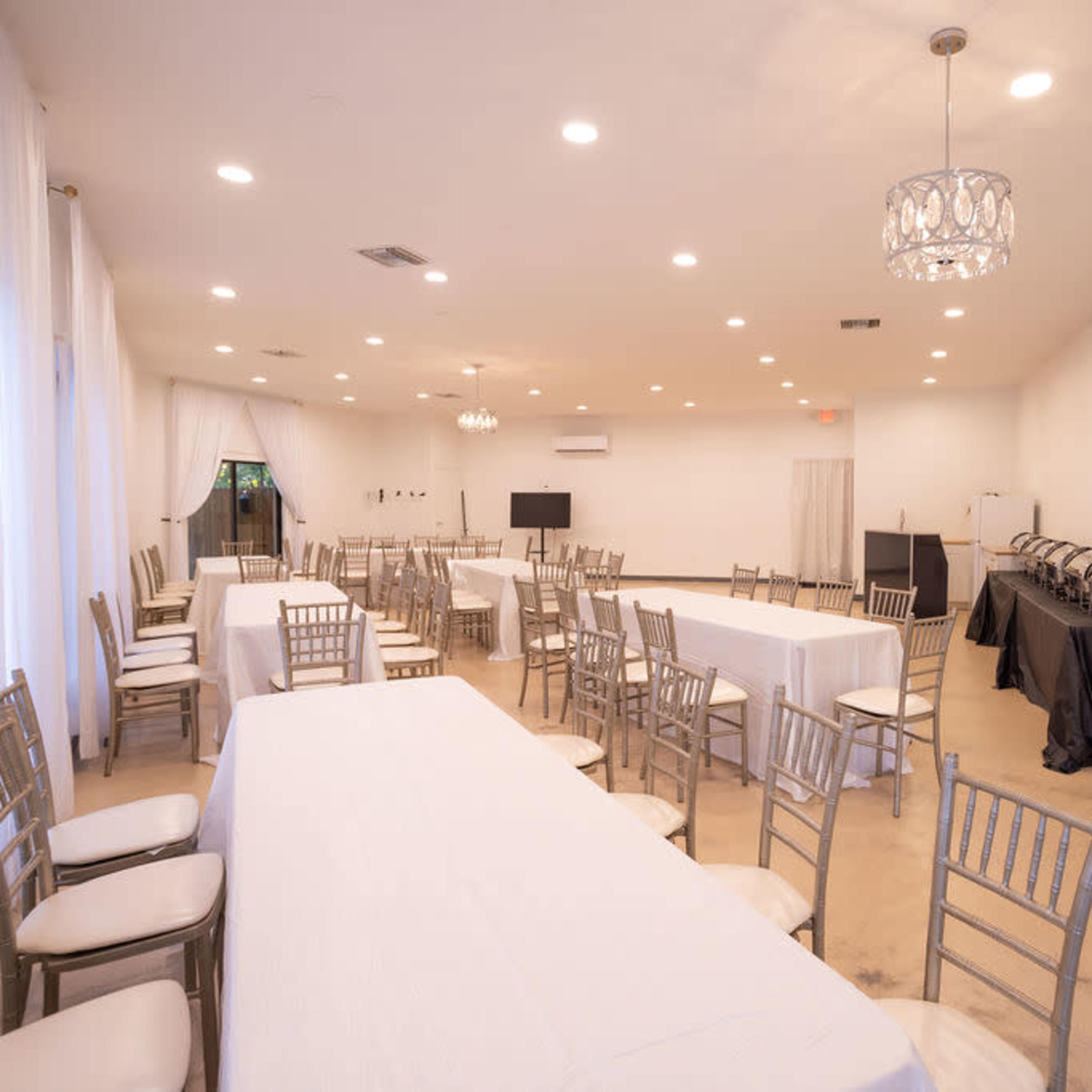 Top Local Party Halls with Food Services Near Me - Perfect for Any Celebration