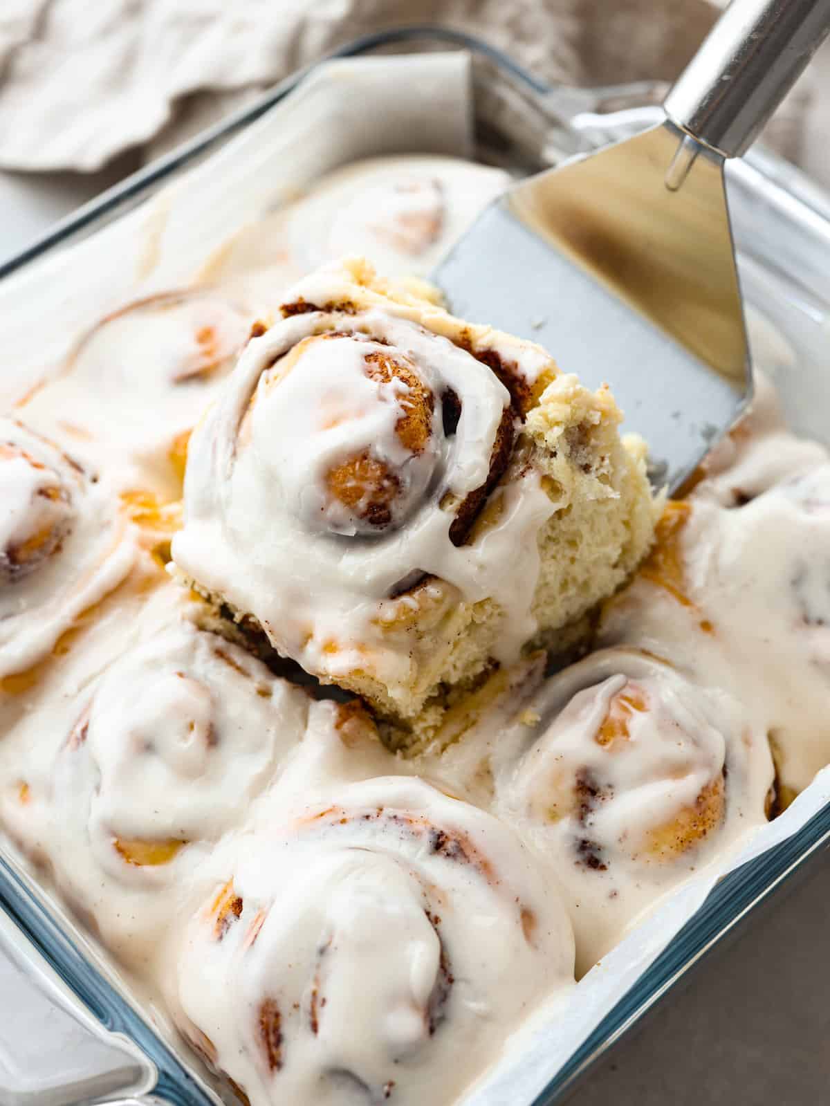 How to Make Cinnamon Rolls Fast: Simple and Quick Recipe