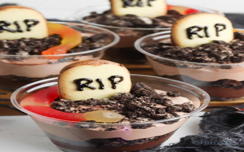 Easy Halloween Party Food Recipes: Fun & Creepy Treats for Your Celebration