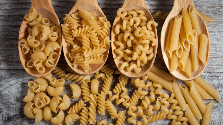 Quick and Easy Pasta Recipes: 5-Minute Dishes for Busy Nights