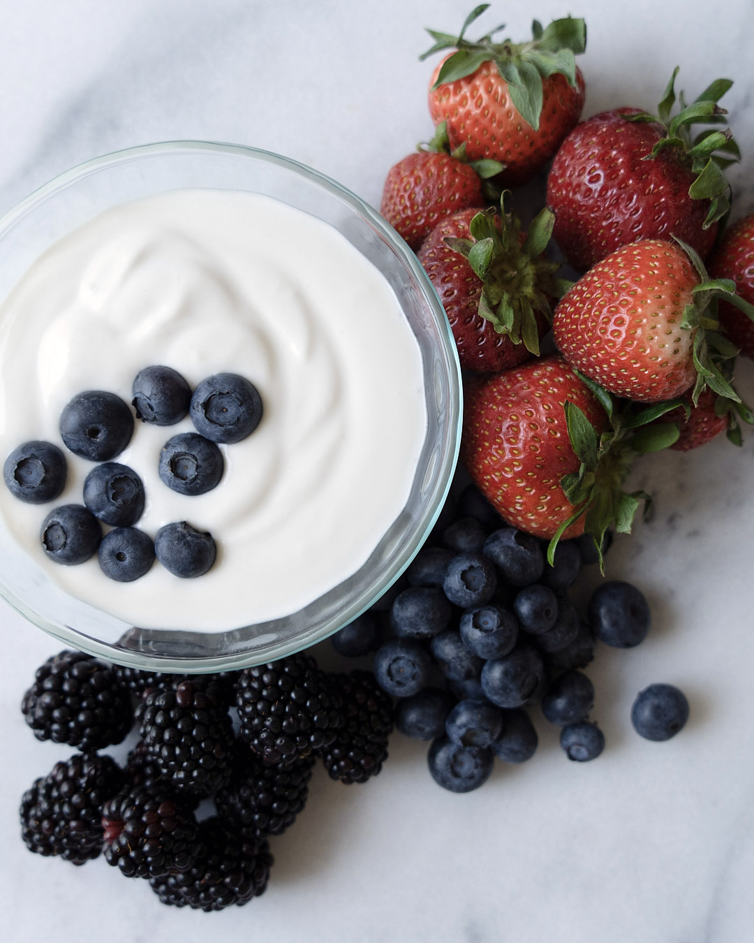 Creamy Coconut Milk Fruit Dip: Perfect for Healthy Snacking