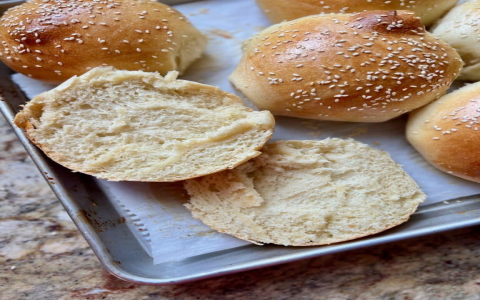 Gluten Free Burger Buns: Tips and Tricks for the Perfect Texture and Taste