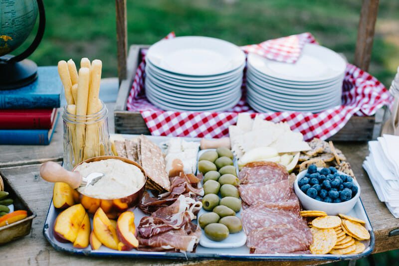 How to Choose the Best School Party Food for Your Event.