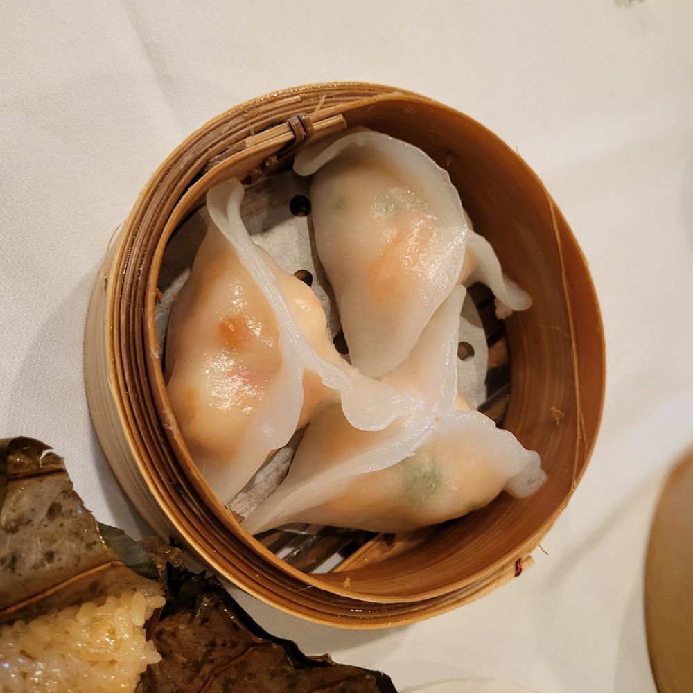 Where to Eat Dim Sum in Abbotsford? Explore our guide on the top-rated restaurants for you.