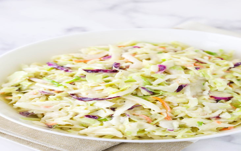 How to Make Quick and Easy Coleslaw Dressing, Only 4 Ingredients for This Classic Recipe