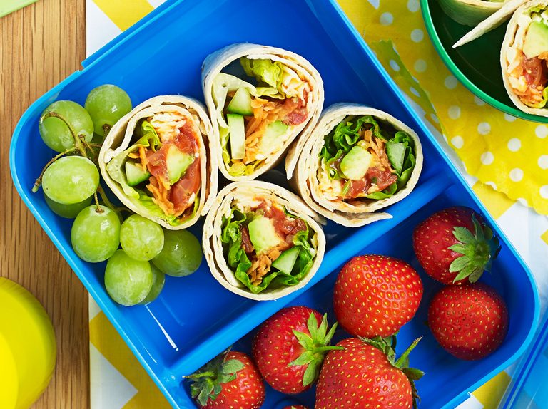 Looking for Quick and Easy Lunch Box Ideas?  Discover Delicious and Simple Options!