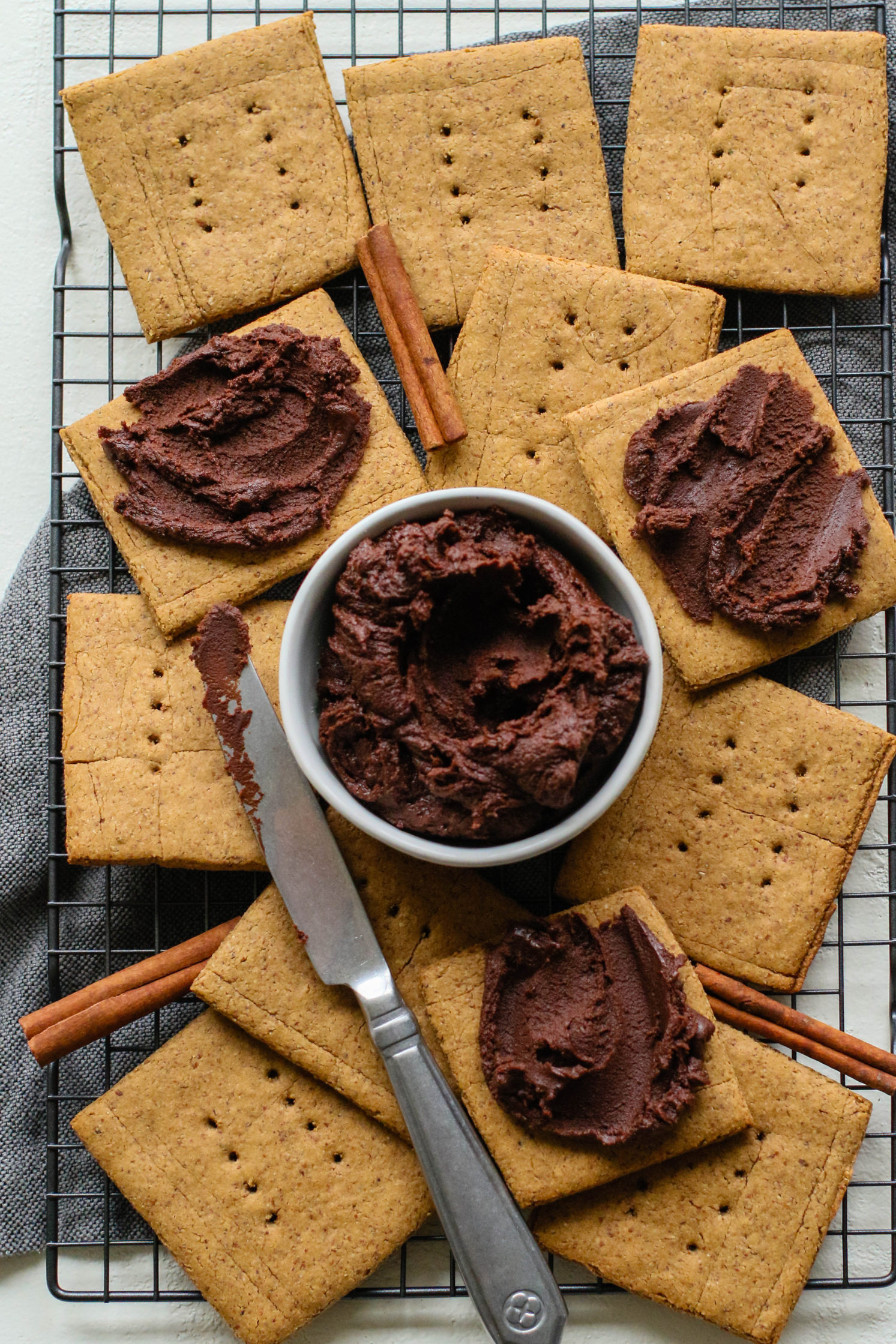 Gluten Free Chocolate Graham Crackers: A Simple Guide for Beginners on How to Make Them